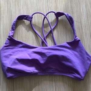 Lululemon sports bra
